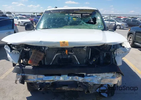 2003 Chevrolet Silverado 2500Hd Ls z USA, uszkodzony, nr VIN 1GCHC23U73F254293